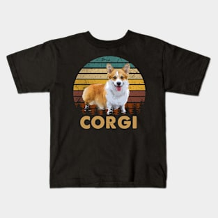 Corgi Love Fashionable Tee Celebrating the Affection for Welsh Corgis Kids T-Shirt